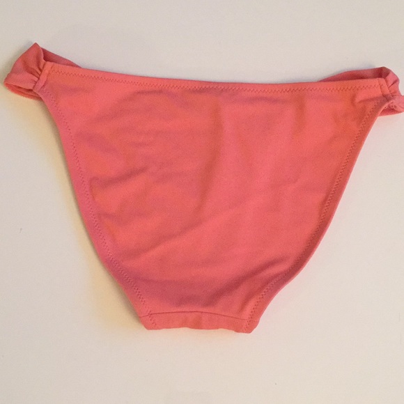VS Bikini Bottom - Picture 2 of 2